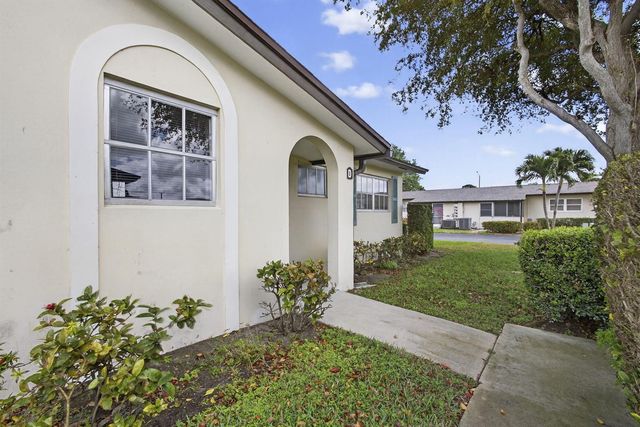 2960 Ashley Drive E D, West Palm Beach, FL 33415