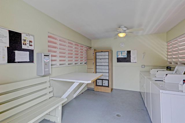 2960 Ashley Drive E D, West Palm Beach, FL 33415