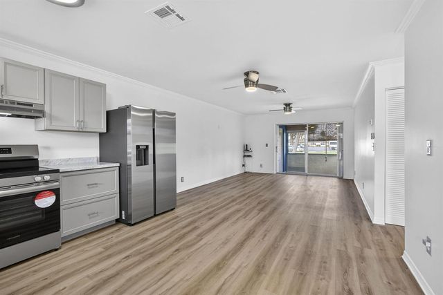 2960 Ashley Drive E D, West Palm Beach, FL 33415