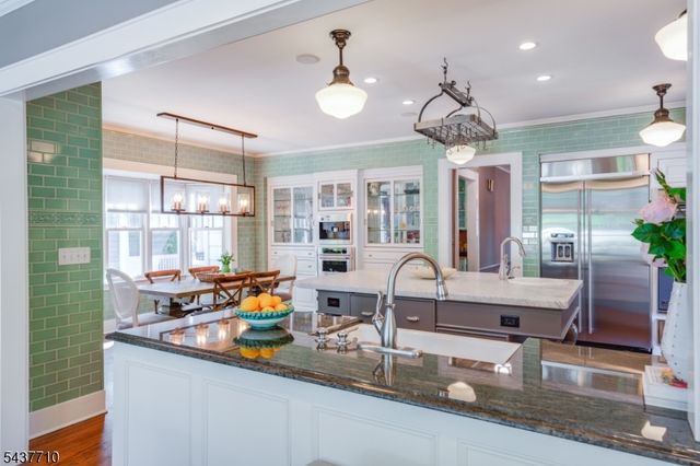 416 Walton Rd, Maplewood Twp., NJ 07040