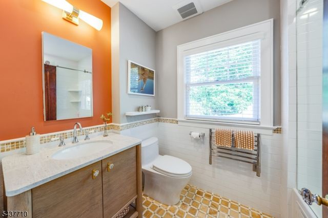 416 Walton Rd, Maplewood Twp., NJ 07040