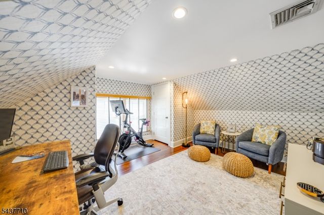 416 Walton Rd, Maplewood Twp., NJ 07040