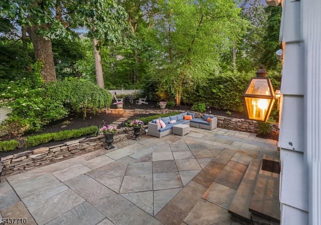 416 Walton Rd, Maplewood Twp., NJ 07040