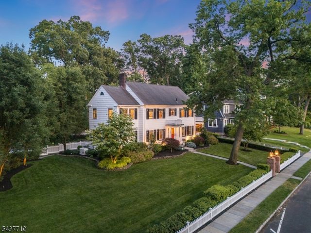 416 Walton Rd, Maplewood Twp., NJ 07040