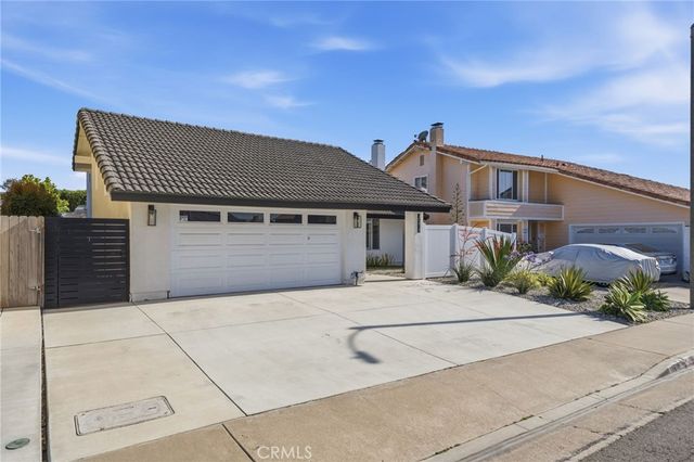 10618 El Toro, Fountain Valley, CA 92708