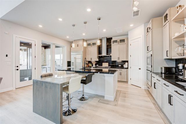 5111 Maumee River Drive, Sugar Land, TX 77479