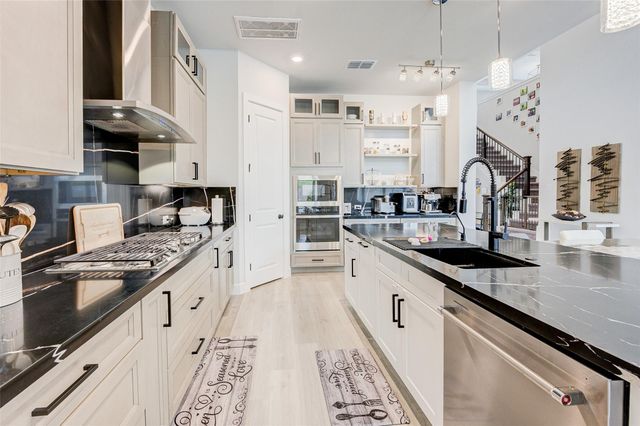 5111 Maumee River Drive, Sugar Land, TX 77479