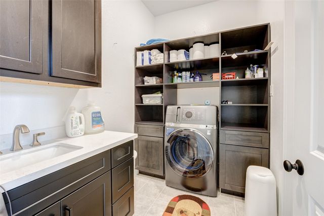 5111 Maumee River Drive, Sugar Land, TX 77479