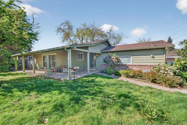 2303 Fulton Ave, Sacramento, CA 95825