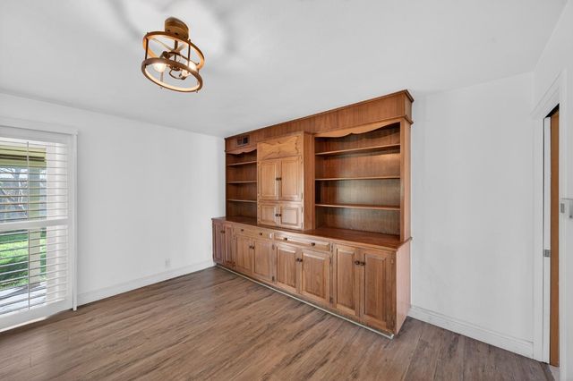 2303 Fulton Ave, Sacramento, CA 95825