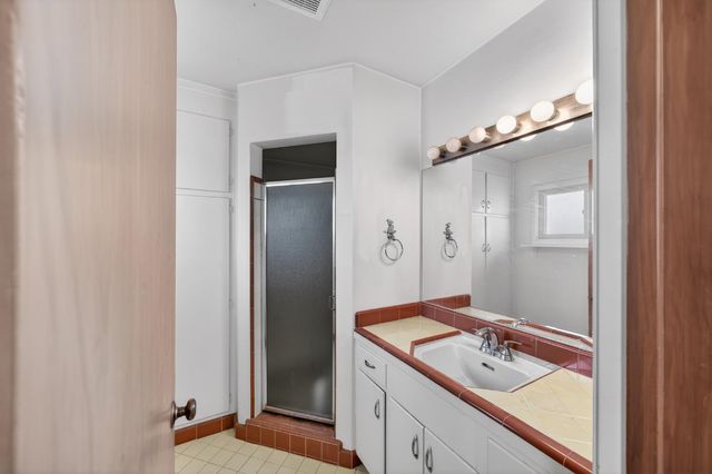 2303 Fulton Ave, Sacramento, CA 95825