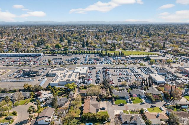 2303 Fulton Ave, Sacramento, CA 95825