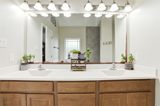 11915 Champions Gate Drive, Dayton, TX 77535