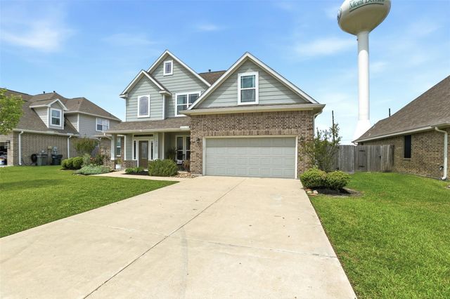 11915 Champions Gate Drive, Dayton, TX 77535