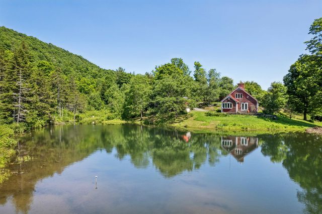 817 Gulf Road, Barnard, VT 05031
