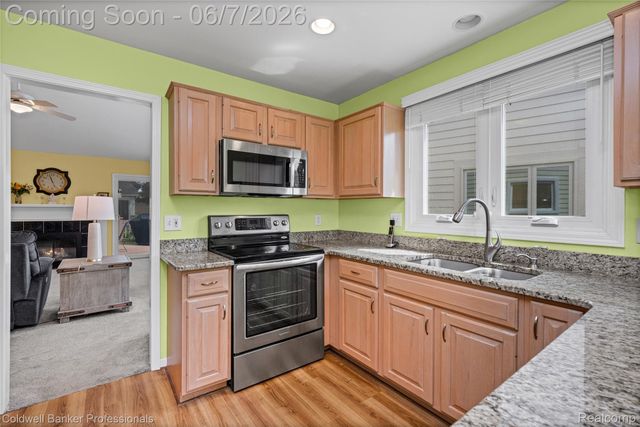 52505 Westcreek Drive Drive, Macomb Township, MI 48042