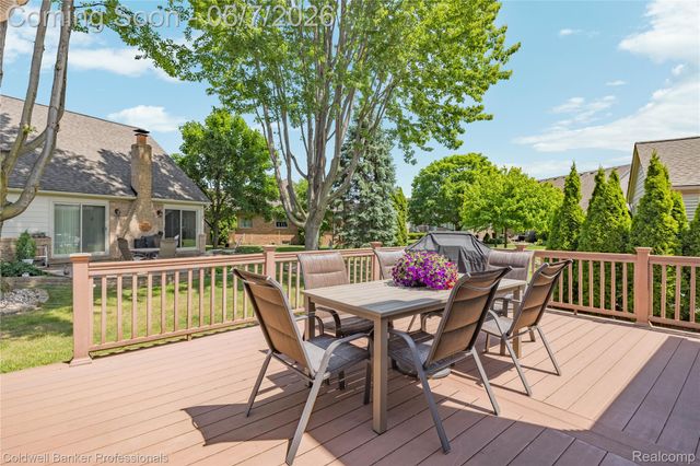 52505 Westcreek Drive Drive, Macomb Township, MI 48042