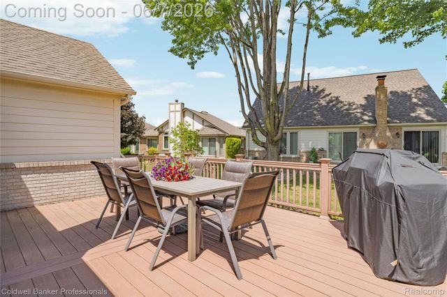 52505 Westcreek Drive Drive, Macomb Township, MI 48042