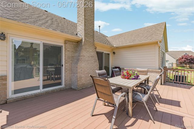52505 Westcreek Drive Drive, Macomb Township, MI 48042