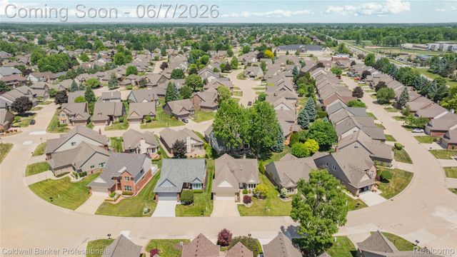 52505 Westcreek Drive Drive, Macomb Township, MI 48042