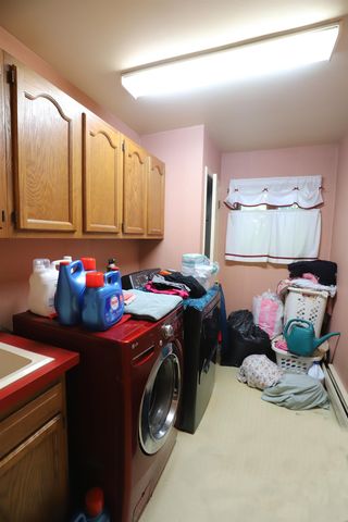 1047 Western Hills Drive, Flint, MI 48532