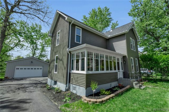193 East Main Street, Hamburg, NY 14075
