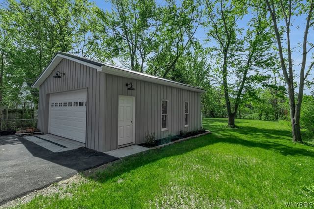 193 East Main Street, Hamburg, NY 14075