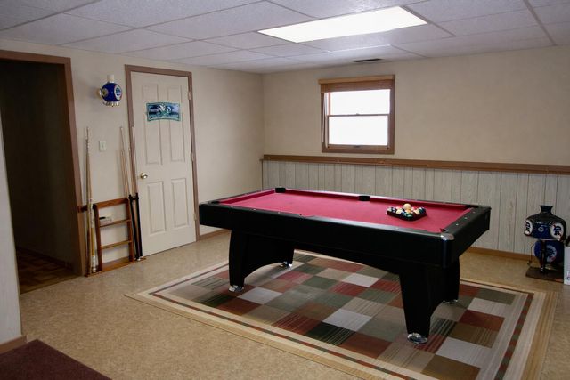 2112 E 38th Avenue, Hobart, IN 46342