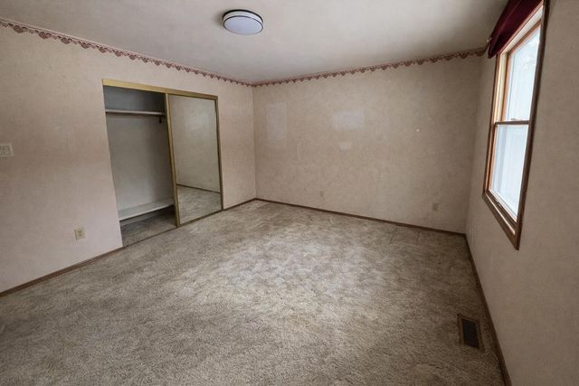 2112 E 38th Avenue, Hobart, IN 46342