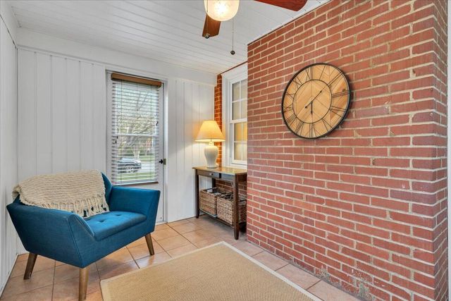 2316 Fairway DR, Roanoke, VA 24015
