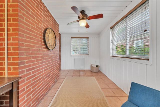 2316 Fairway DR, Roanoke, VA 24015