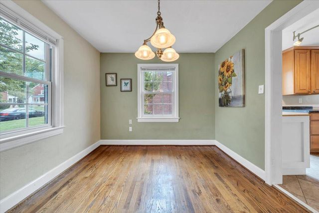 2316 Fairway DR, Roanoke, VA 24015