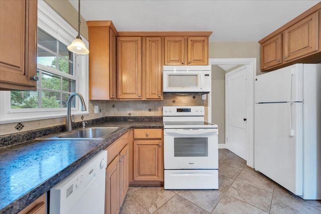 2316 Fairway DR, Roanoke, VA 24015