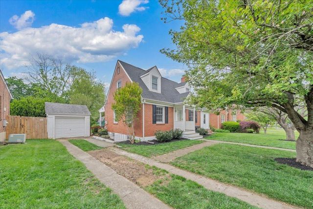 2316 Fairway DR, Roanoke, VA 24015