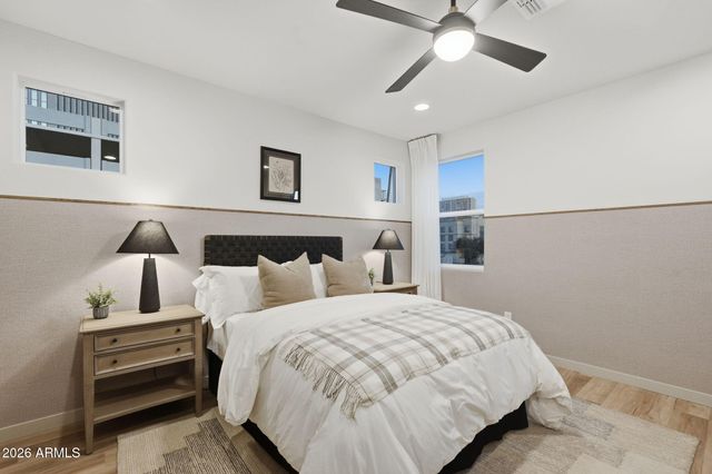 128 W WILLO Court, Phoenix, AZ 85003