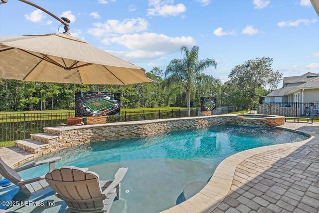 140 ST JOHNS FOREST Boulevard, St. Johns, FL 32259