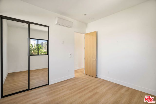 3909 W Exposition Boulevard, Los Angeles, CA 90016