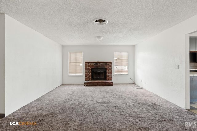 4224 Gordon Street, Bakersfield, CA 93307