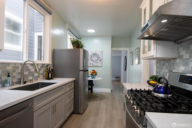 1484 18th Avenue, San Francisco, CA 94127