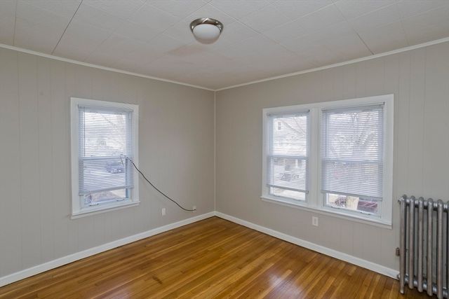 36 Daniel St, Springfield, MA 01151