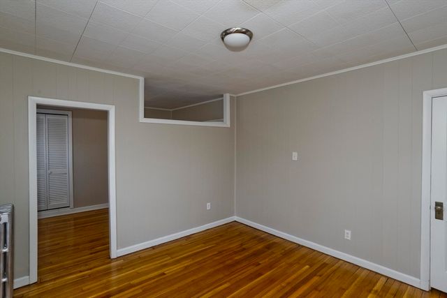 36 Daniel St, Springfield, MA 01151