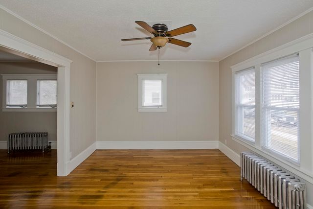 36 Daniel St, Springfield, MA 01151