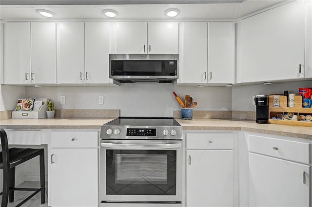 207 LIGHTHOUSE COURT, Safety Harbor, FL 34695