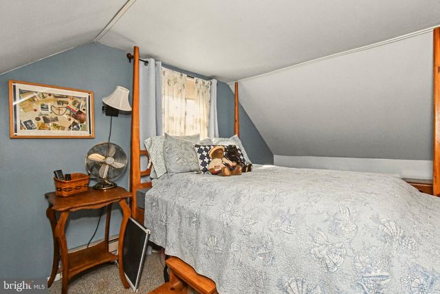 1113 W MILL ST, Quakertown, PA 18951