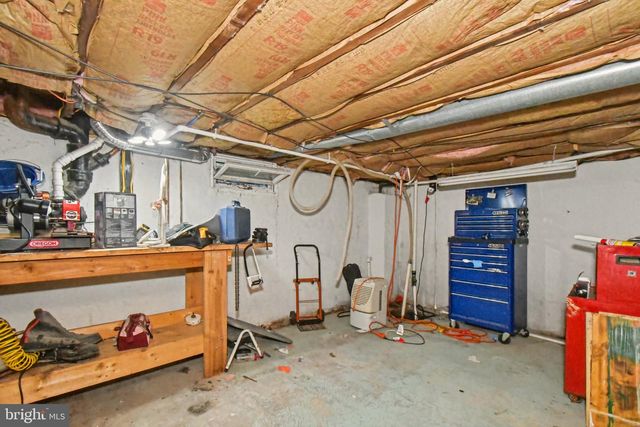 1113 W MILL ST, Quakertown, PA 18951