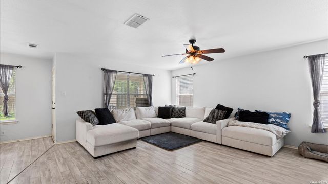 3616 Blakely St, Schertz, TX 78154