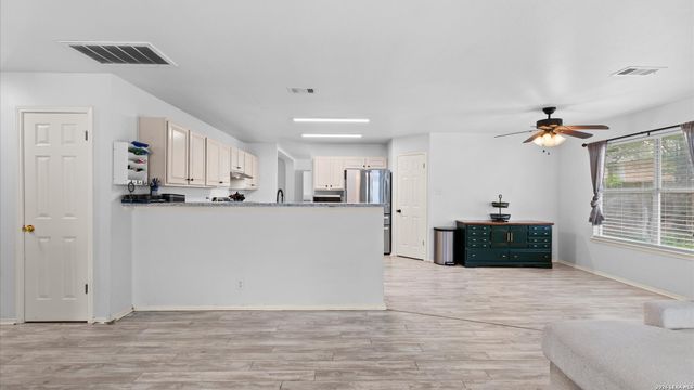 3616 Blakely St, Schertz, TX 78154