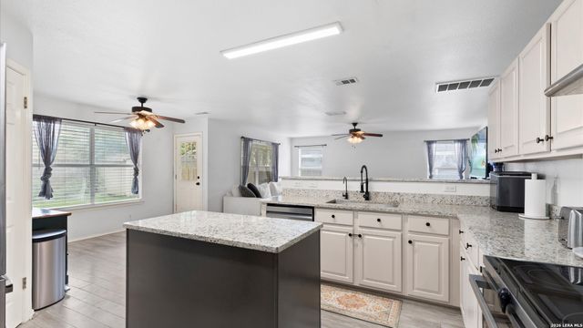 3616 Blakely St, Schertz, TX 78154