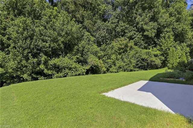 3687 Hayfield Court, Thomasville, NC 27360