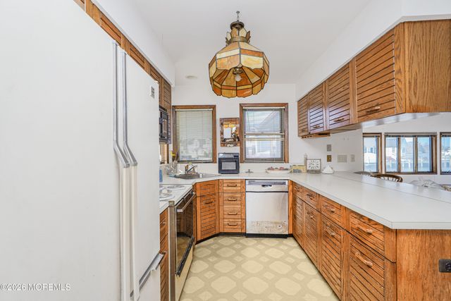 1213 Laurel Boulevard, Lanoka Harbor, NJ 08734
